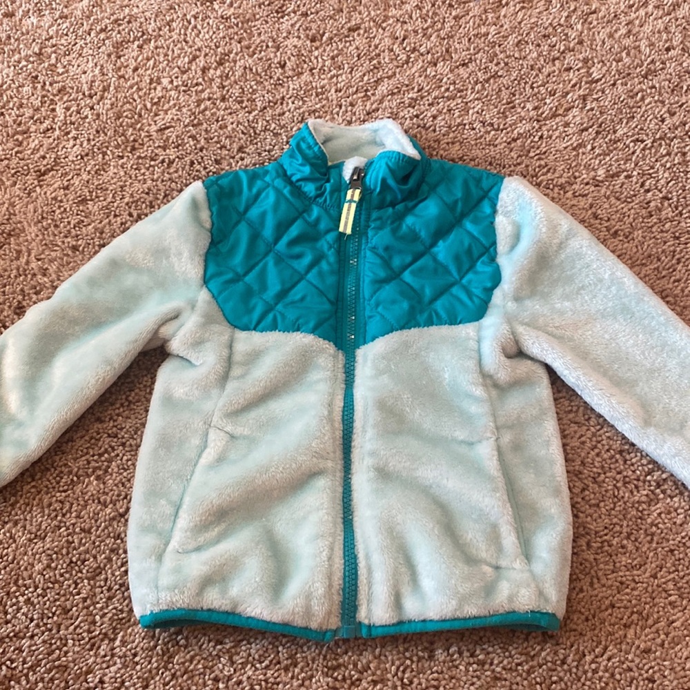 2t jacket. Like new 🖤